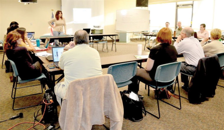 Main Street Ahwatukee social media workshop